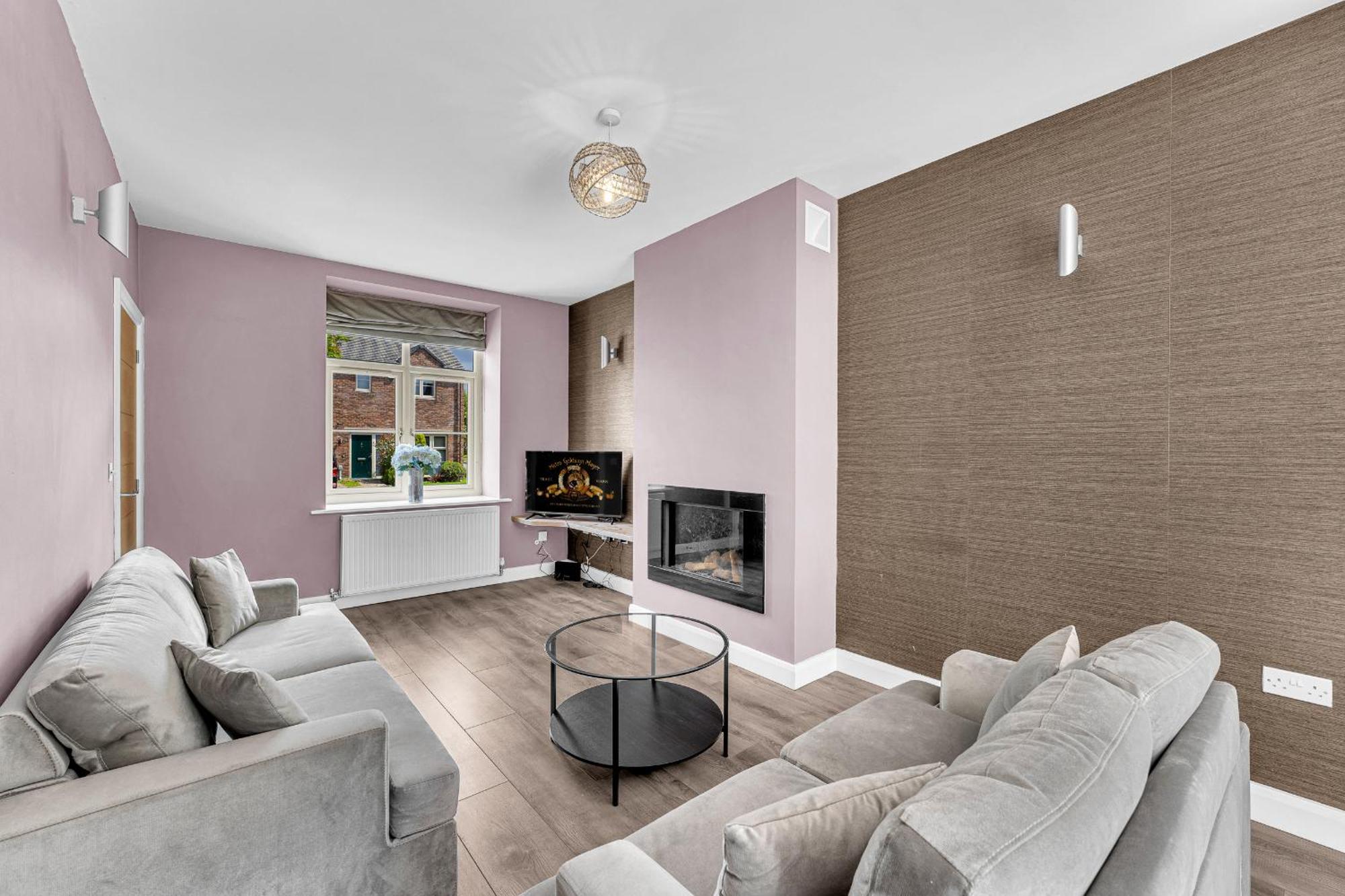 Brook Meadow House, 4 Bed House, Manchester Astley  Exterior photo