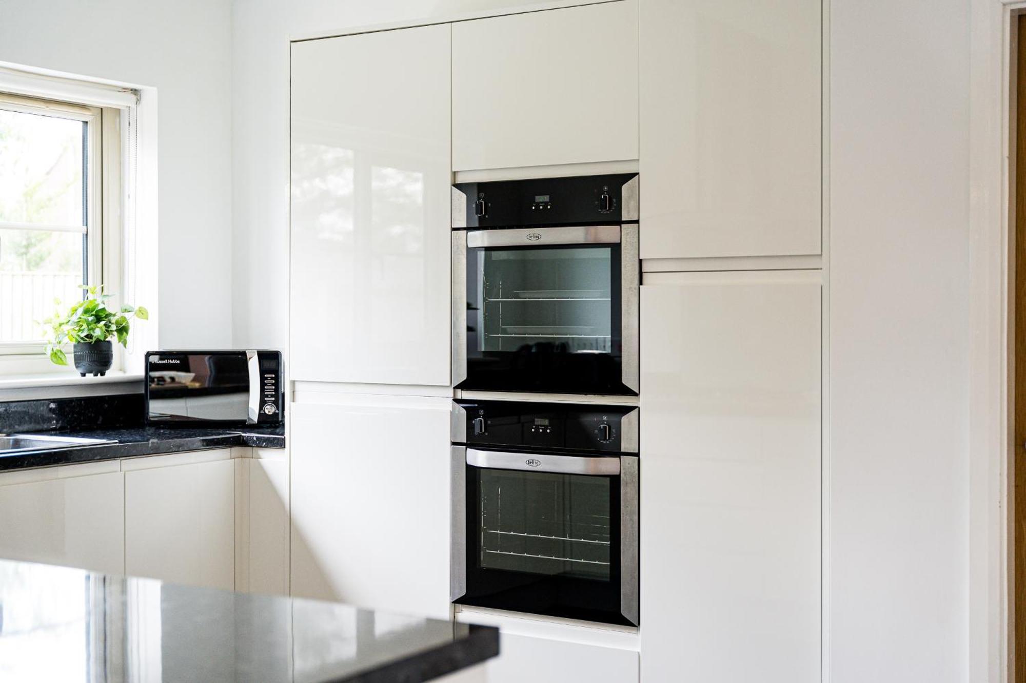 Brook Meadow House, 4 Bed House, Manchester Astley  Exterior photo